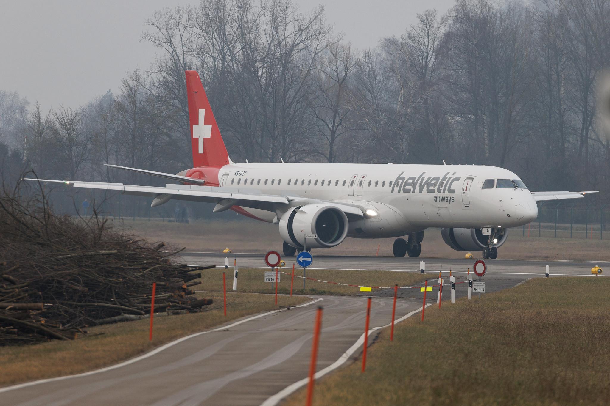 Flughafen Zürich: Helvetic Airways (2L / OAW) | Embraer E195-E2 E295 | HB-AZI | MSN 19020055