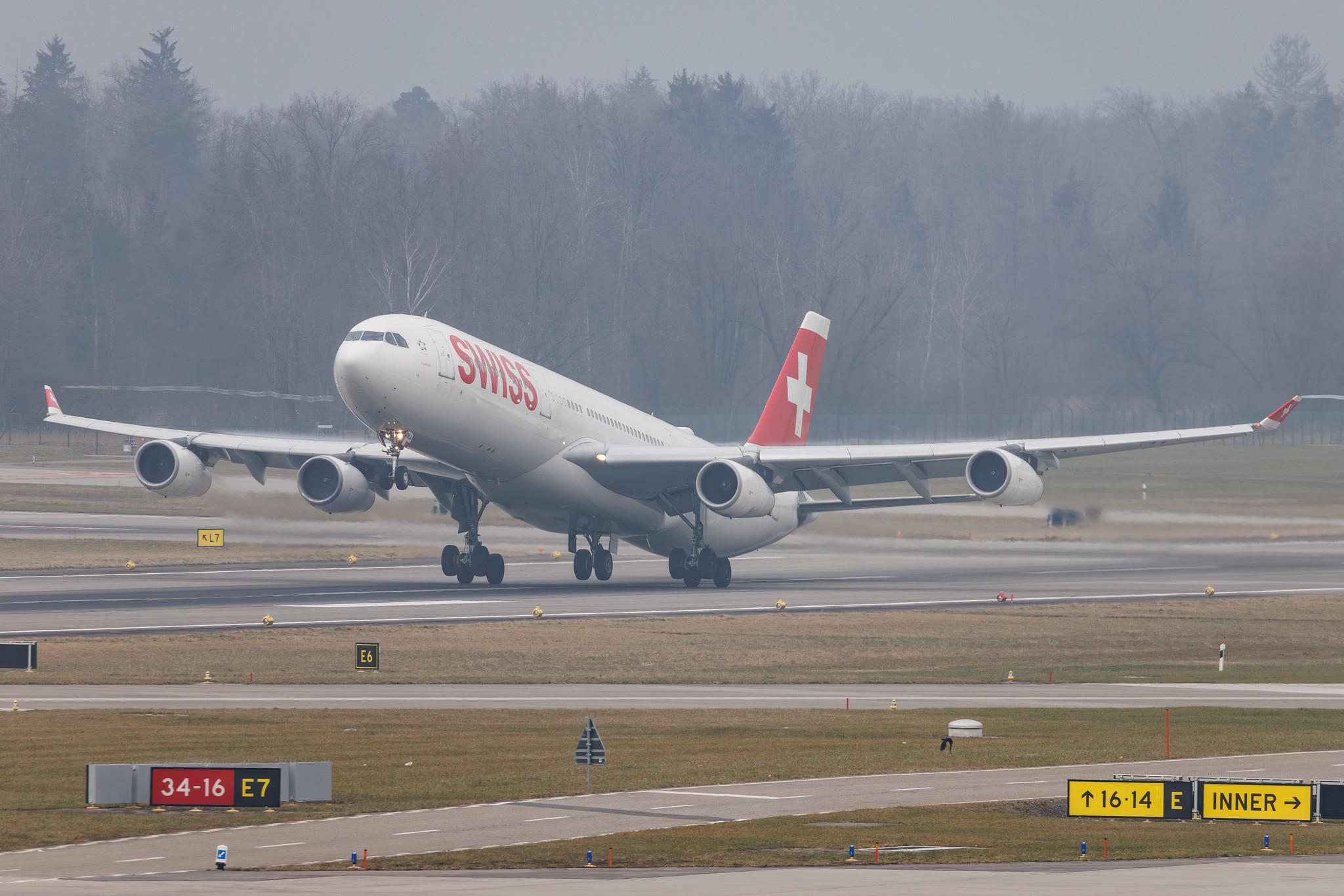 Flughafen Zürich: Swiss (LX / SWR) | Airbus A340-313 A343 | HB-JMA | MSN 0538