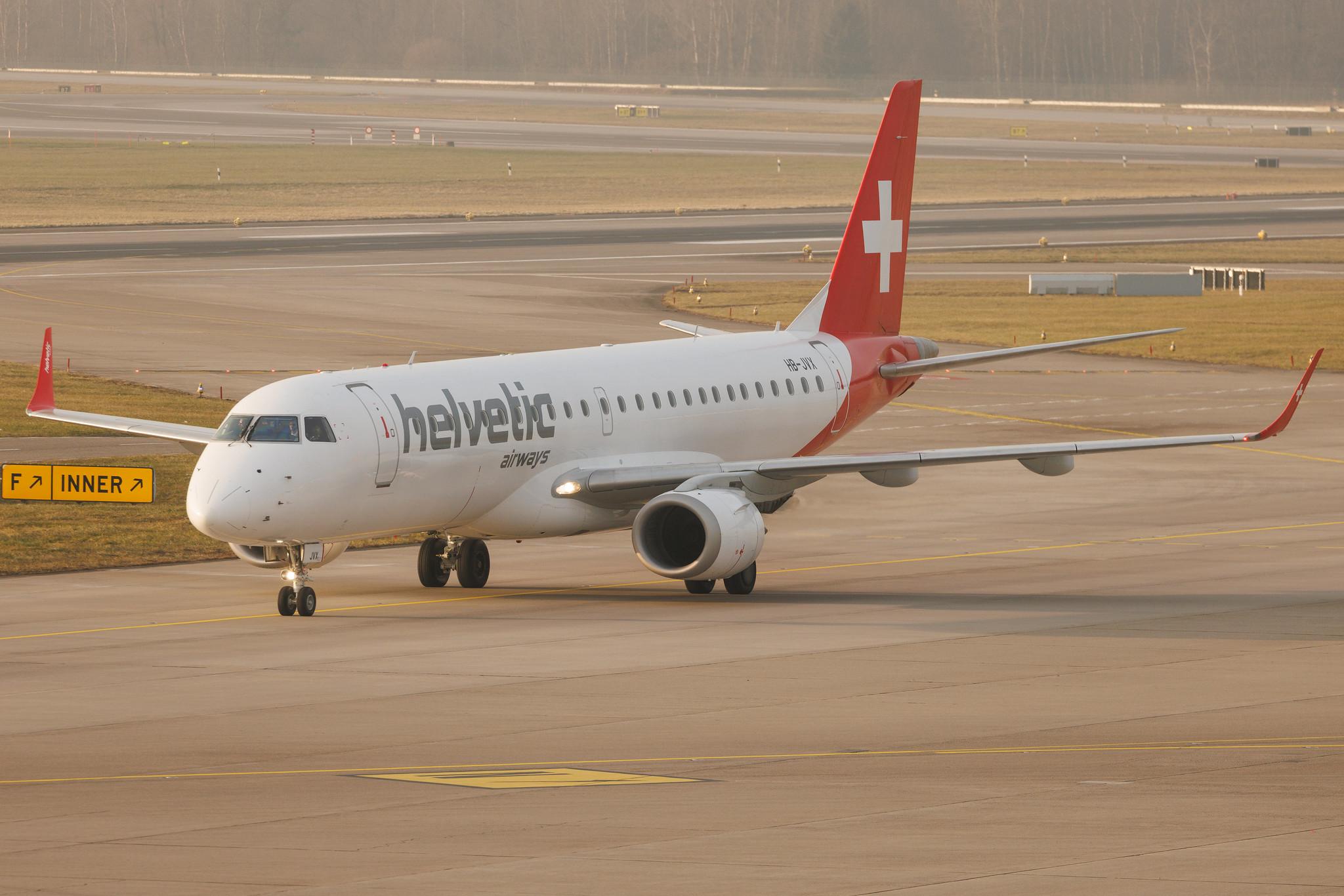 Flughafen Zürich: Helvetic Airways (2L / OAW) | Embraer E190LR E190 | HB-JVX | MSN 19000603