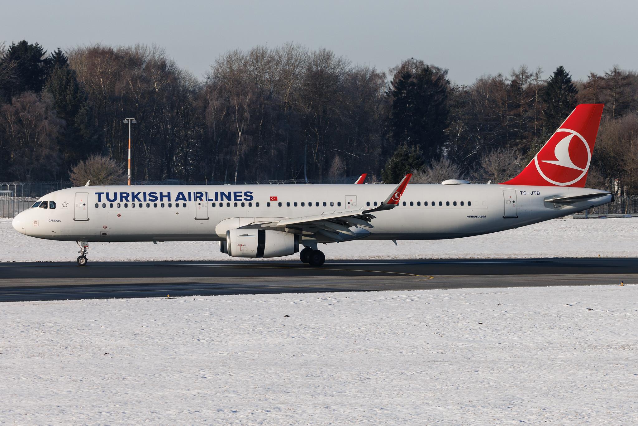 Hamburg Airport: Turkish Airlines (TK / THY) | Airbus A321-231 A321 | TC-JTD | MSN 6822