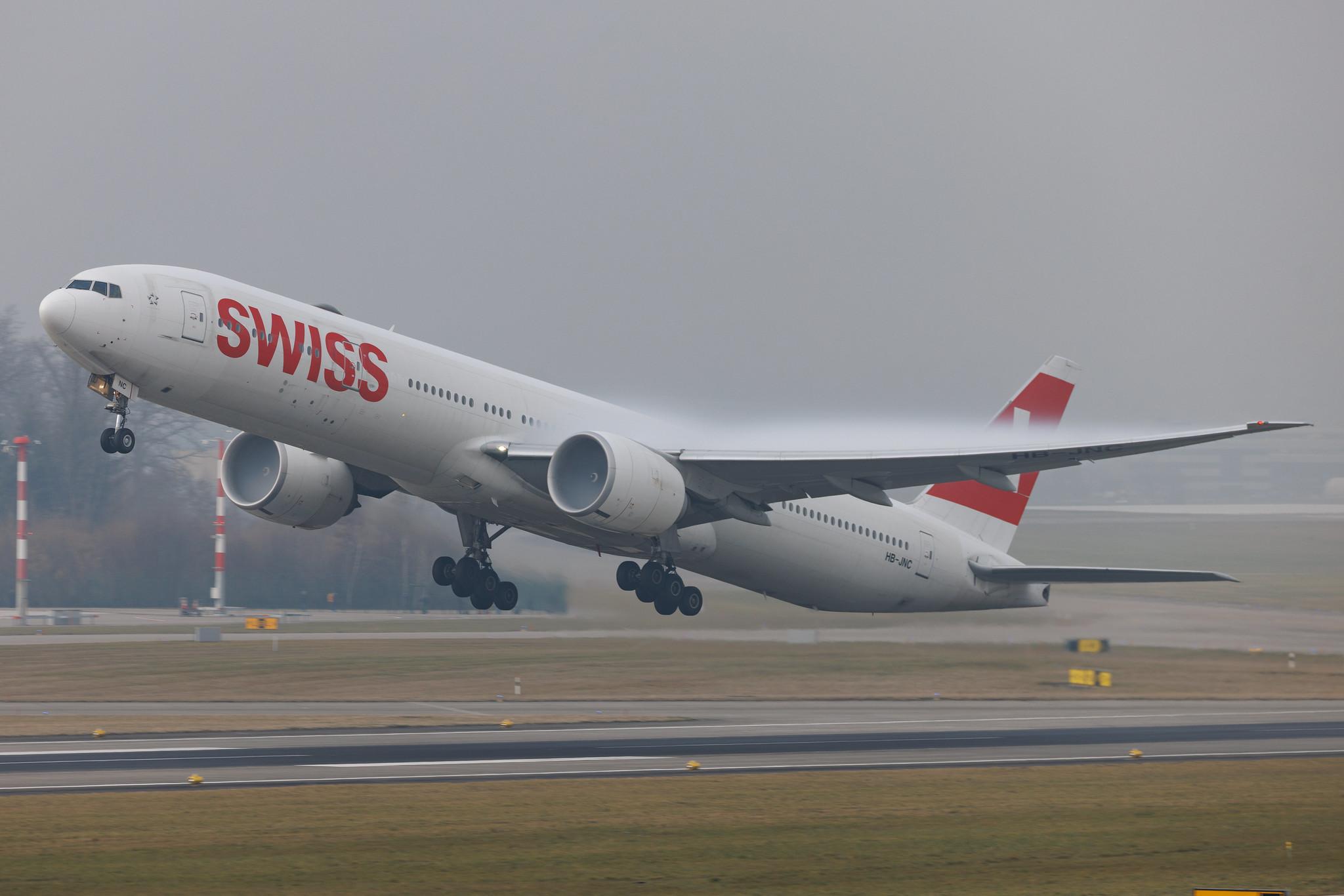 Flughafen Zürich: Swiss (LX / SWR) | Boeing 777-3DE(ER) B77W | HB-JNC | MSN 44584