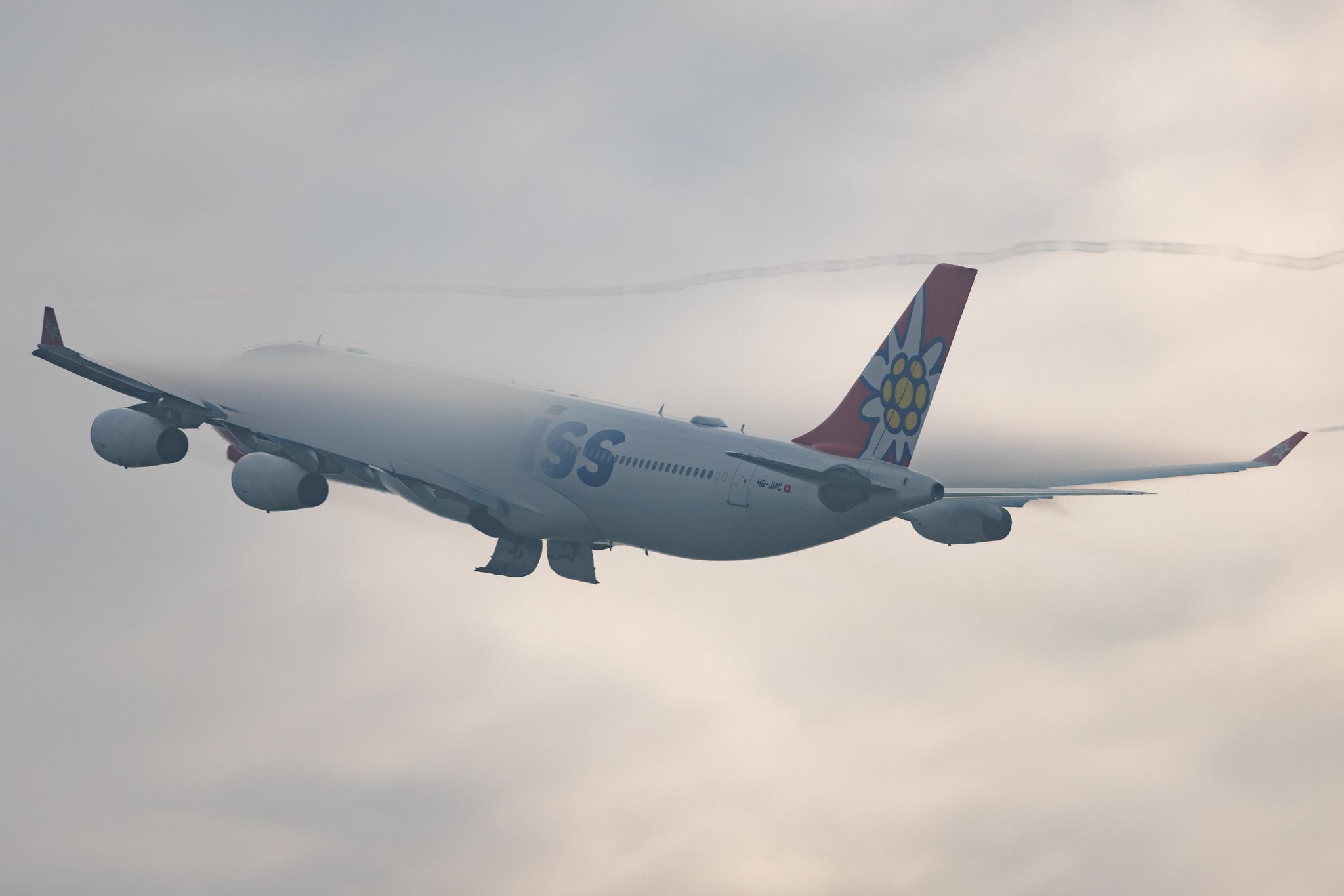 Flughafen Zürich: Swiss (LX / SWR) | Airbus A340-313 A343 | HB-JMC | MSN 0546