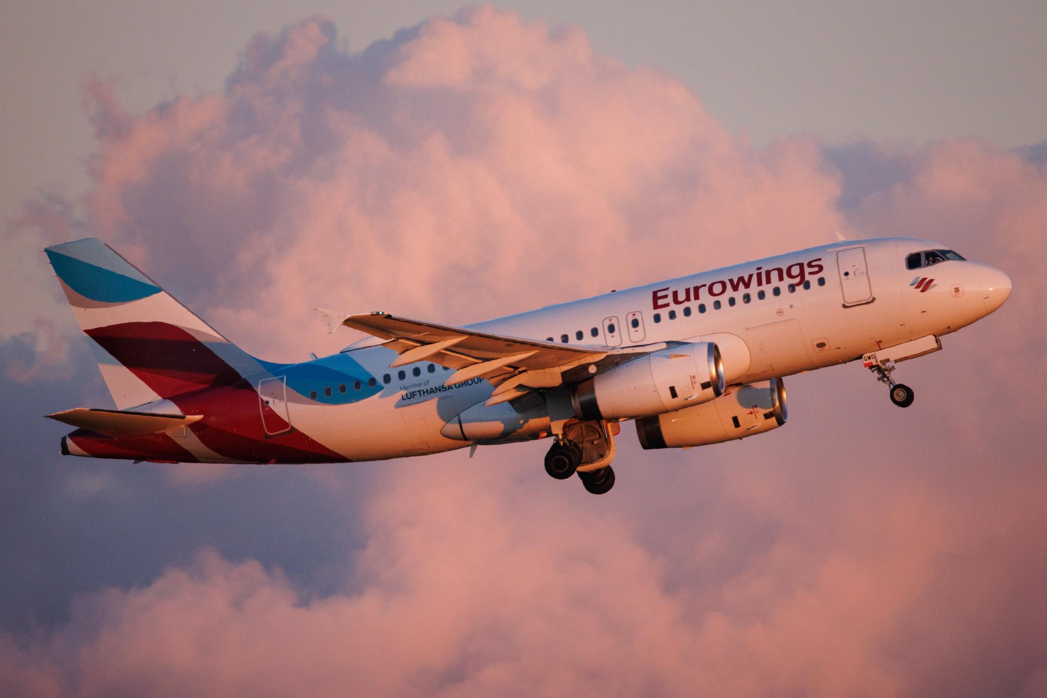 Hamburg Airport: Eurowings (EW / EWG) | Airbus A319-132 A319 | D-AGWD | MSN 3011