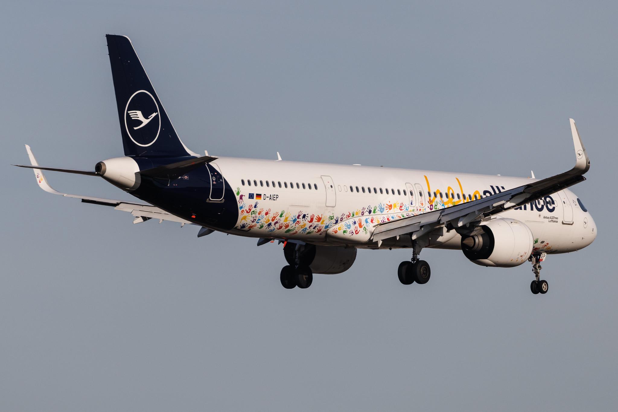 Frankfurt Airport: Lufthansa (LH / DLH) | Livery: Help Alliance Livery | Airbus A321-271NX A21N | D-AIEP | MSN 11027