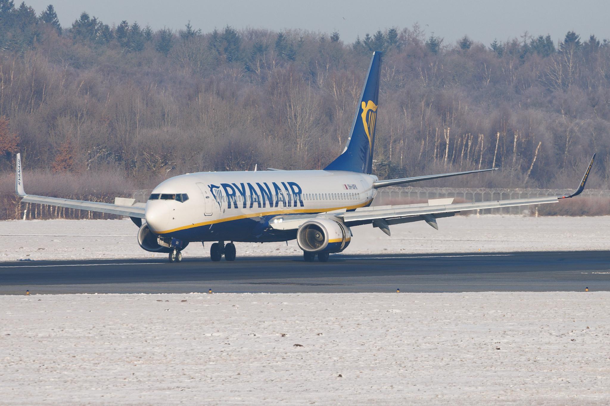 Hamburg Airport: Ryanair (FR / RYR) | Operator: Malta Air | Boeing 737-8AS B738 | 9H-QFK | MSN 44779