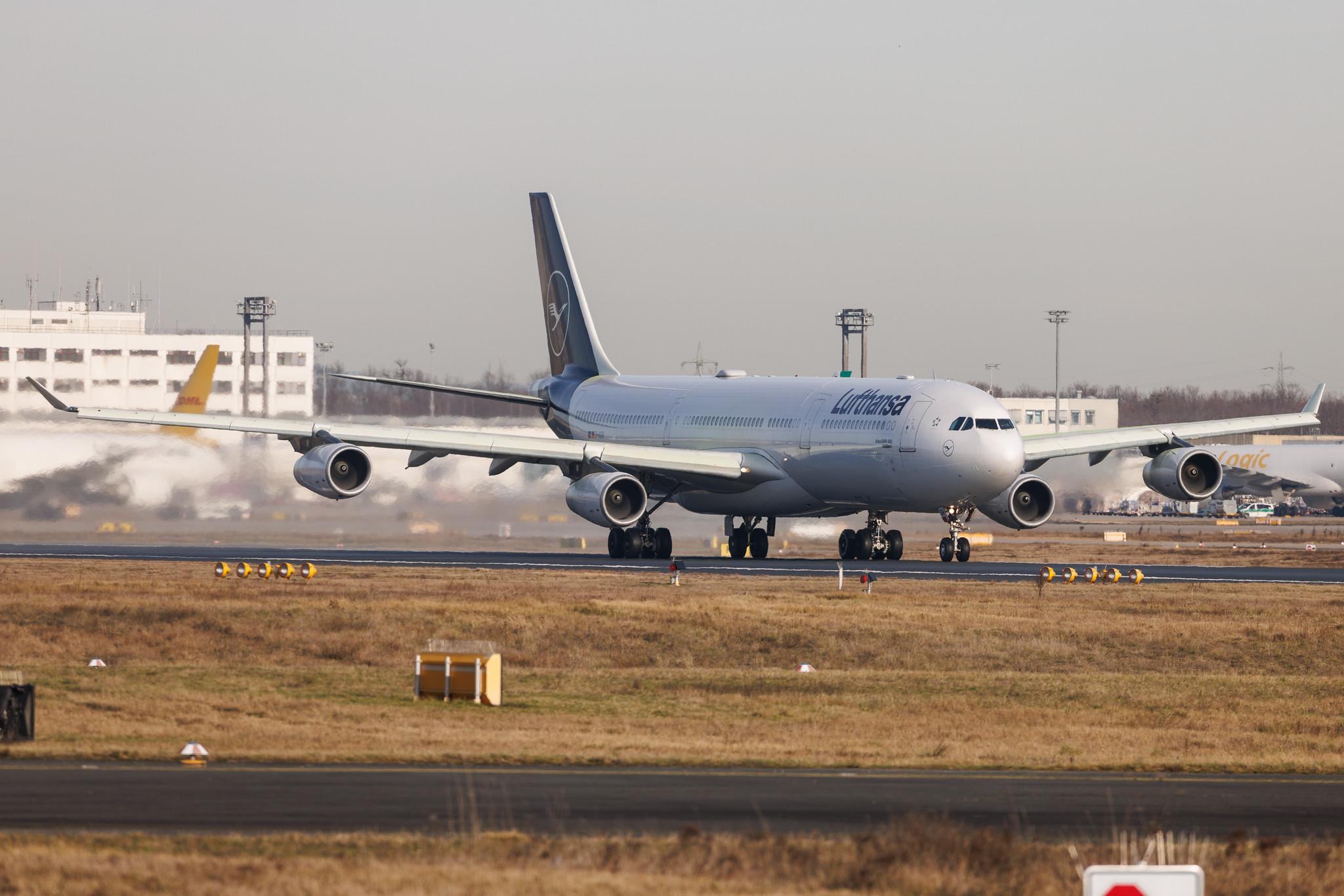 Frankfurt Airport: Lufthansa (LH / DLH) | Airbus A340-313 A343 | D-AIGW | MSN 0327