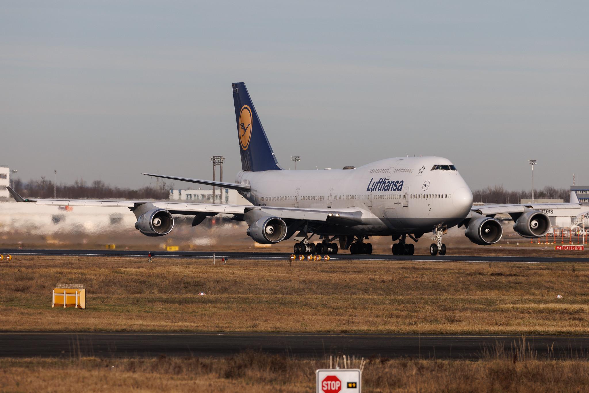 Frankfurt Airport: Lufthansa (LH / DLH) | Boeing 747-430 B744 | D-ABTK | MSN 29871