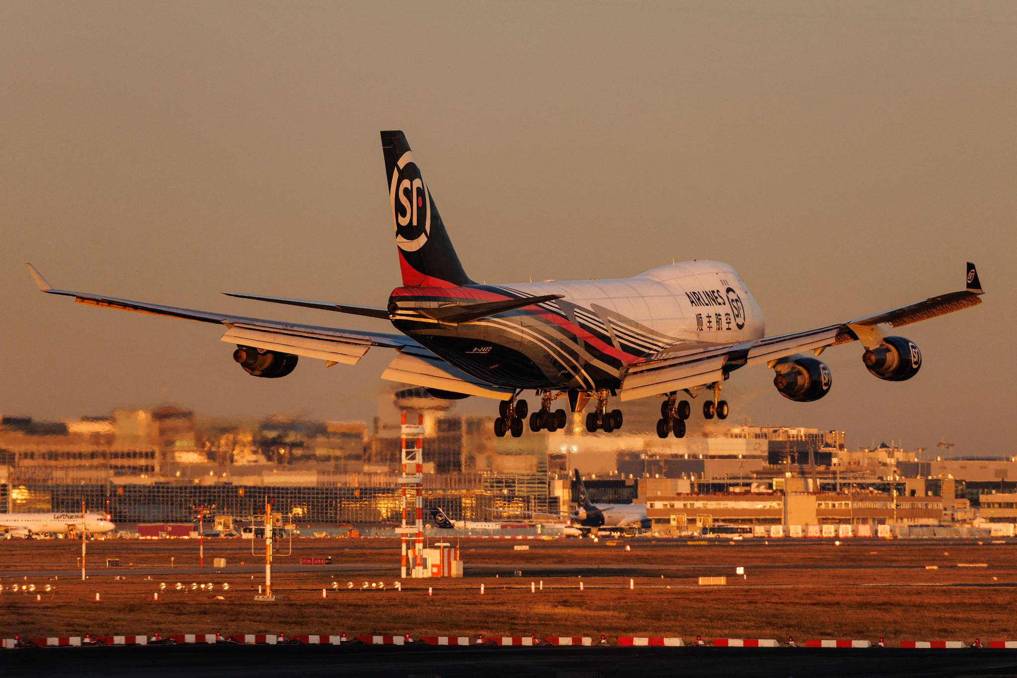 Frankfurt Airport: SF Airlines (O3 / CSS) | Boeing 747-4EVF(ER) B744 | B-2422 | MSN 35173