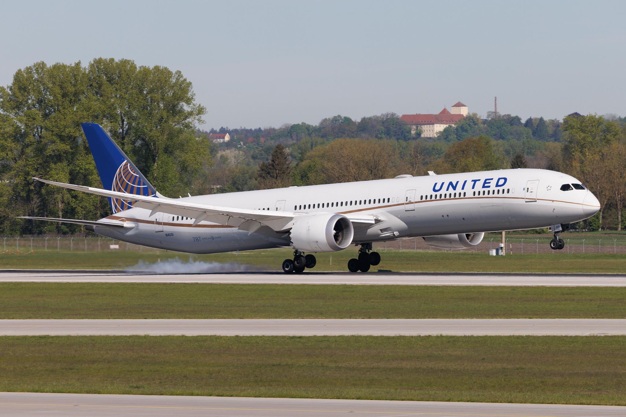 Munich Airport: United Airlines (UA / UAL) | Boeing 787-10 Dreamliner B78X | N14001 | MSN 40936