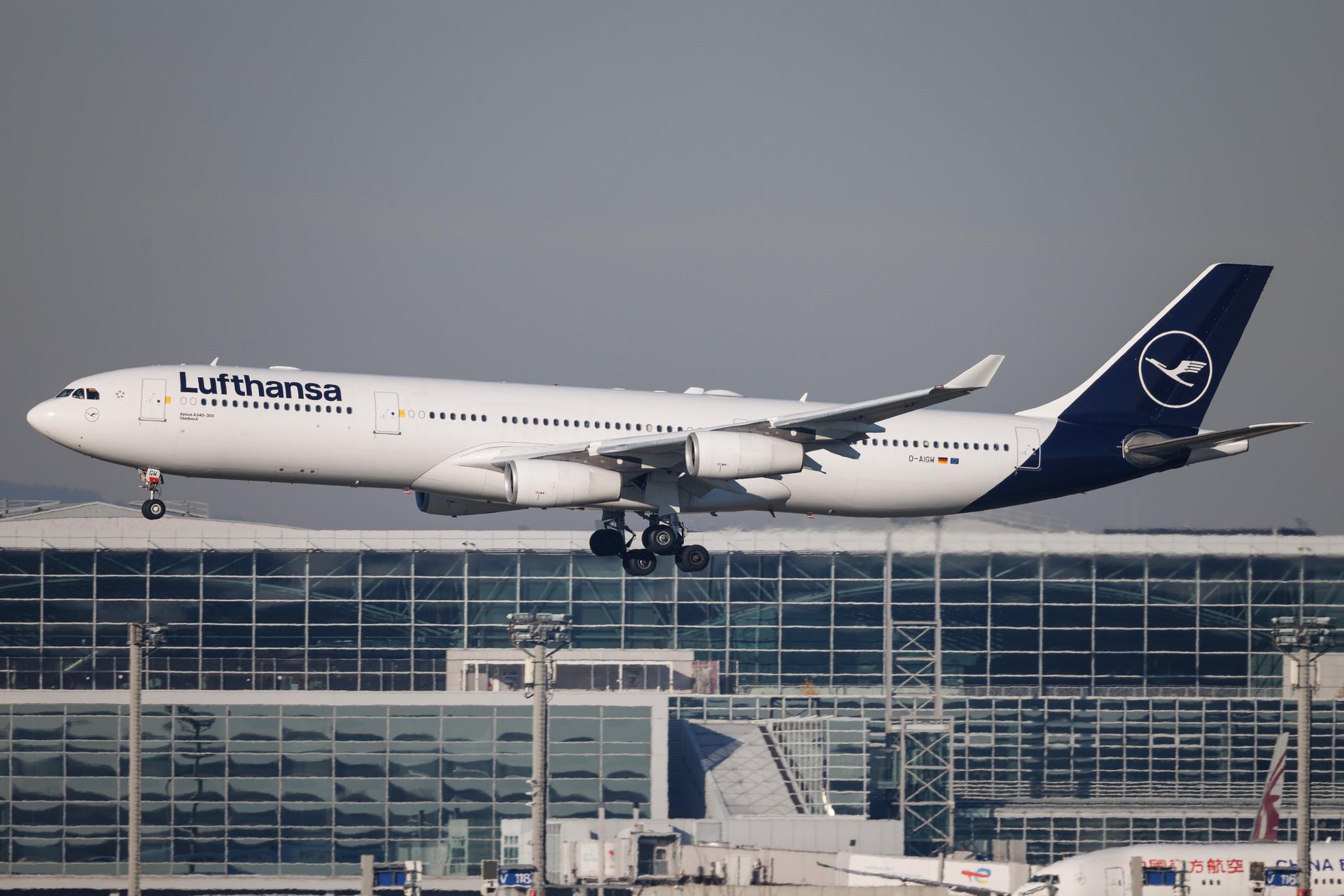 Frankfurt Airport: Lufthansa (LH / DLH) | Airbus A340-313 A343 | D-AIGW | MSN 0327