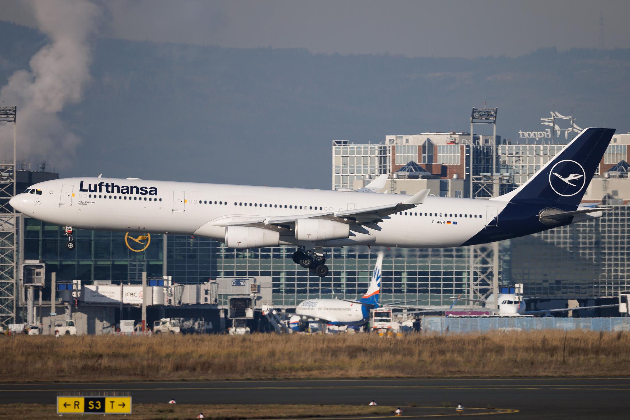 Frankfurt Airport: Lufthansa (LH / DLH) | Airbus A340-313 A343 | D-AIGW | MSN 0327