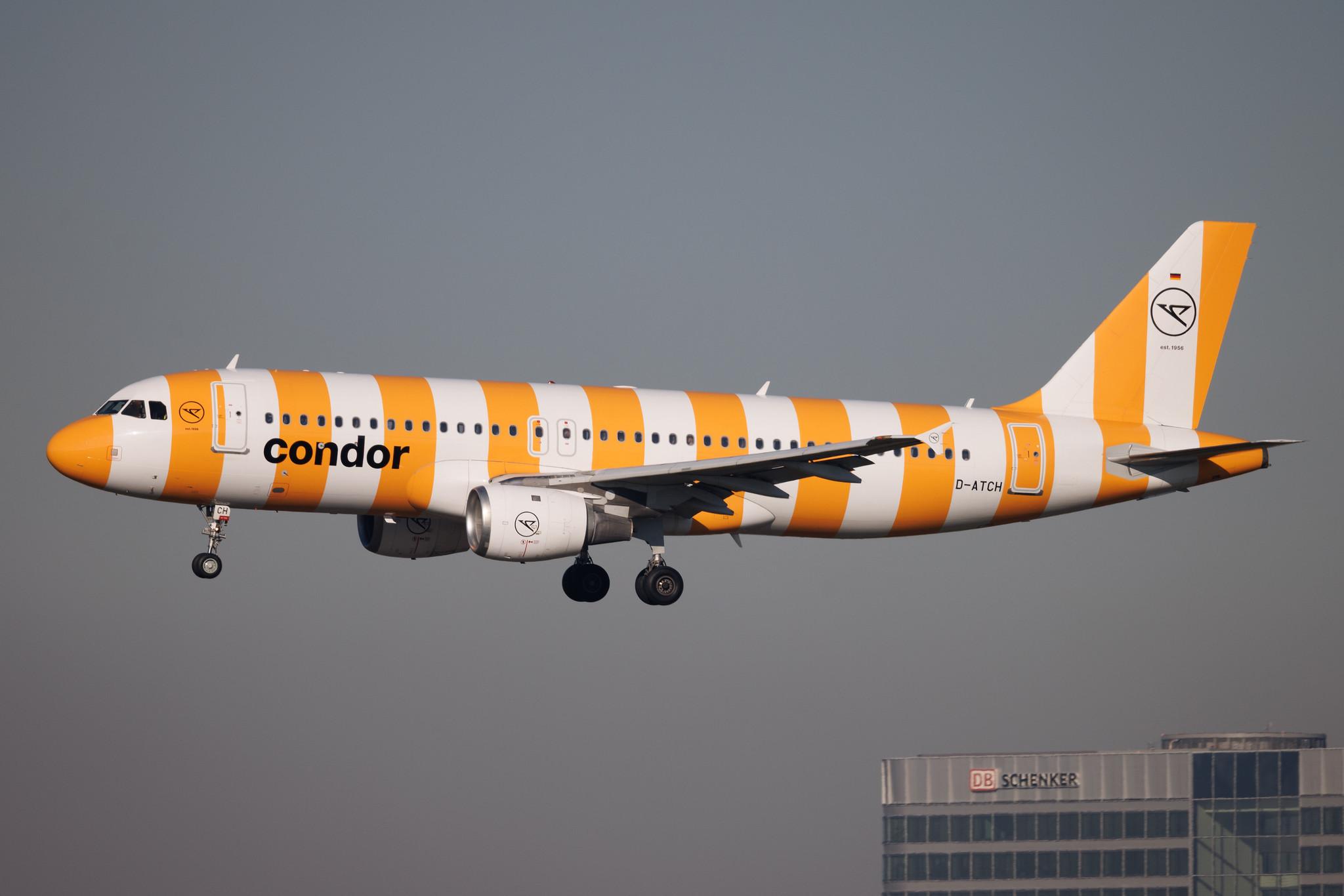 Frankfurt Airport: Condor (DE / CFG) | Livery: Yellow Sunshine Livery | Airbus A320-212 A320 | D-ATCH | MSN 1437