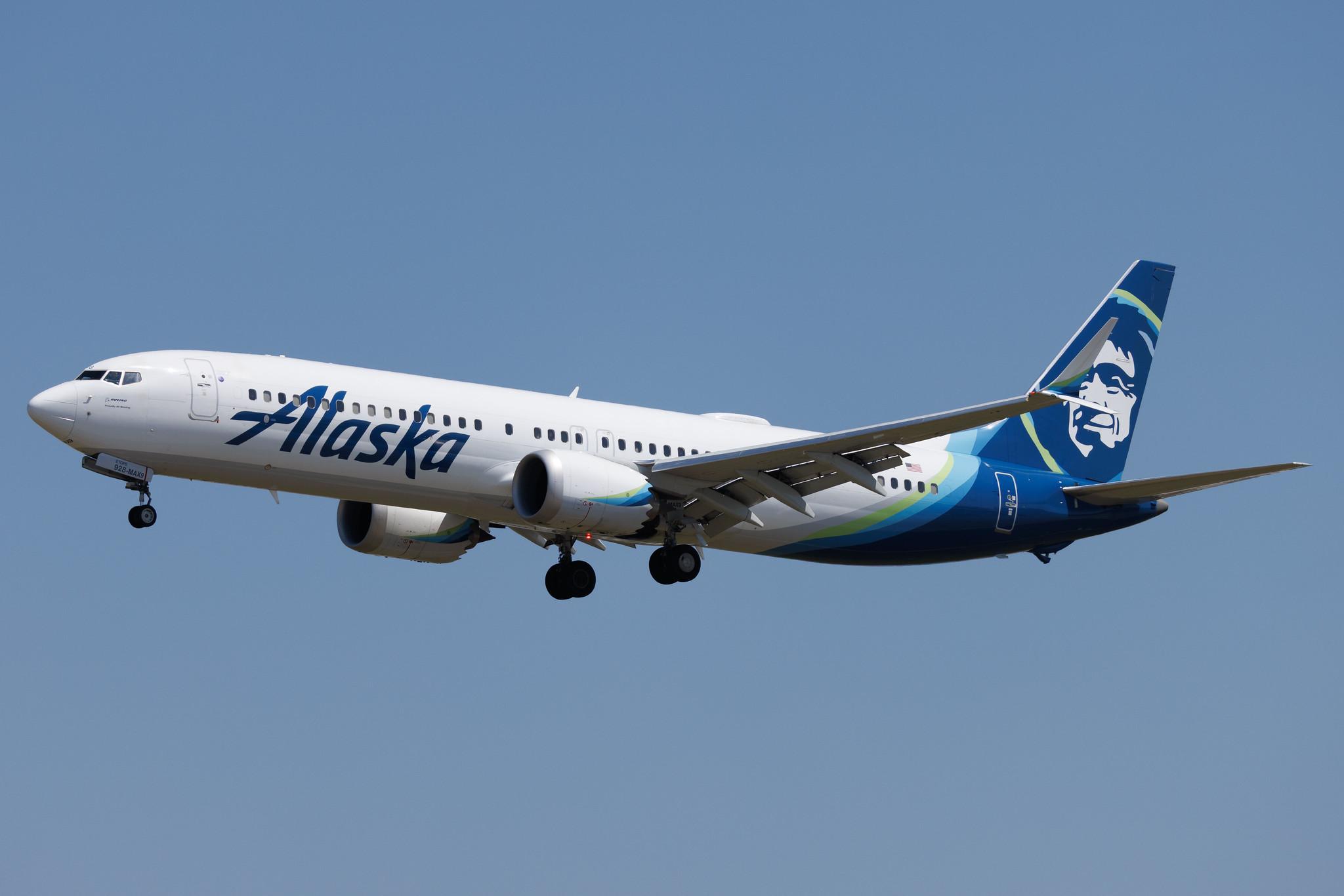 Los Angeles International Airport: Alaska Airlines (AS / ASA) | Boeing 737 MAX 9 B39M | N928AK | MSN 44099