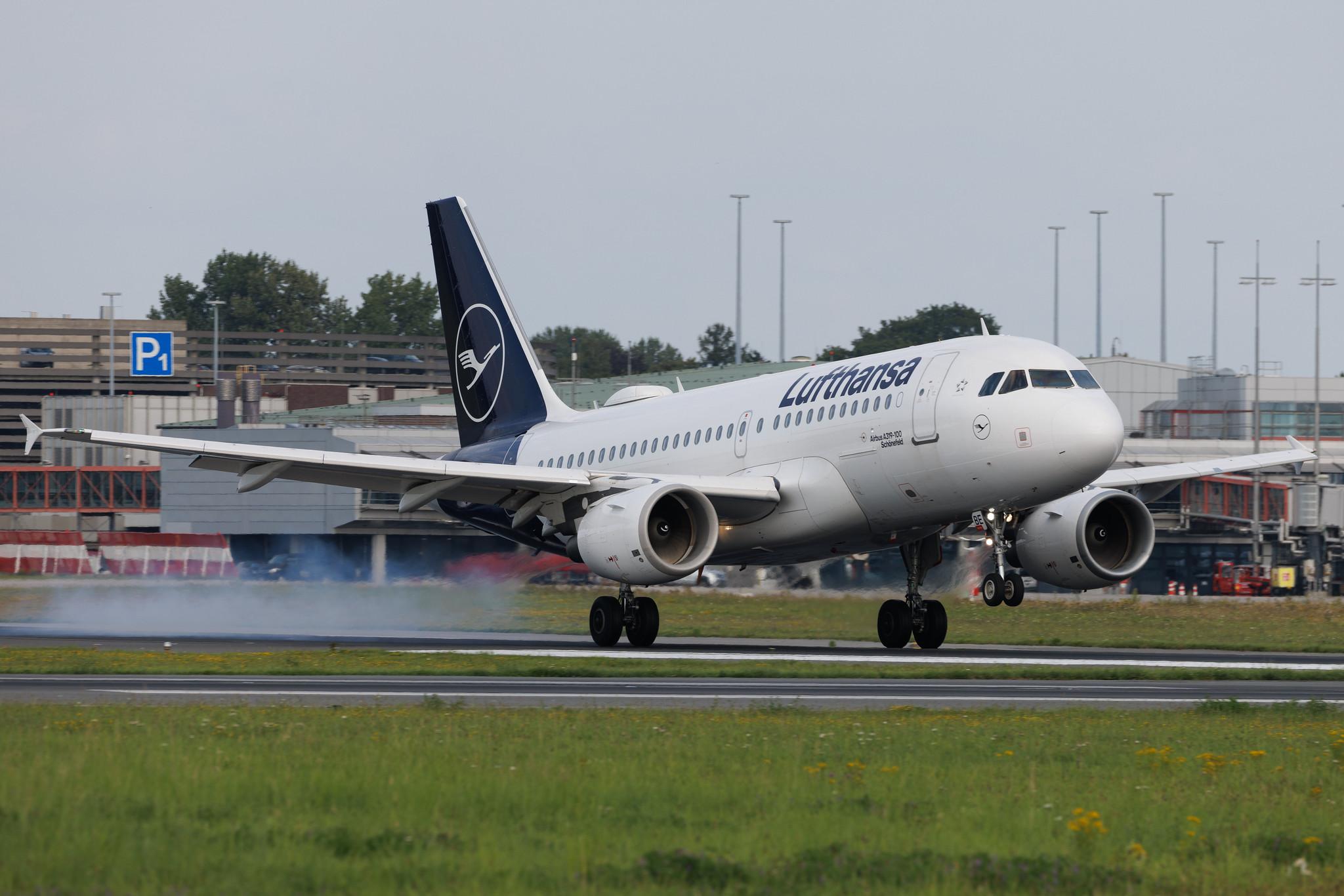 Hamburg Airport: Lufthansa (LH / DLH) | Airbus A319-112 A319 | D-AIBE | MSN 4511