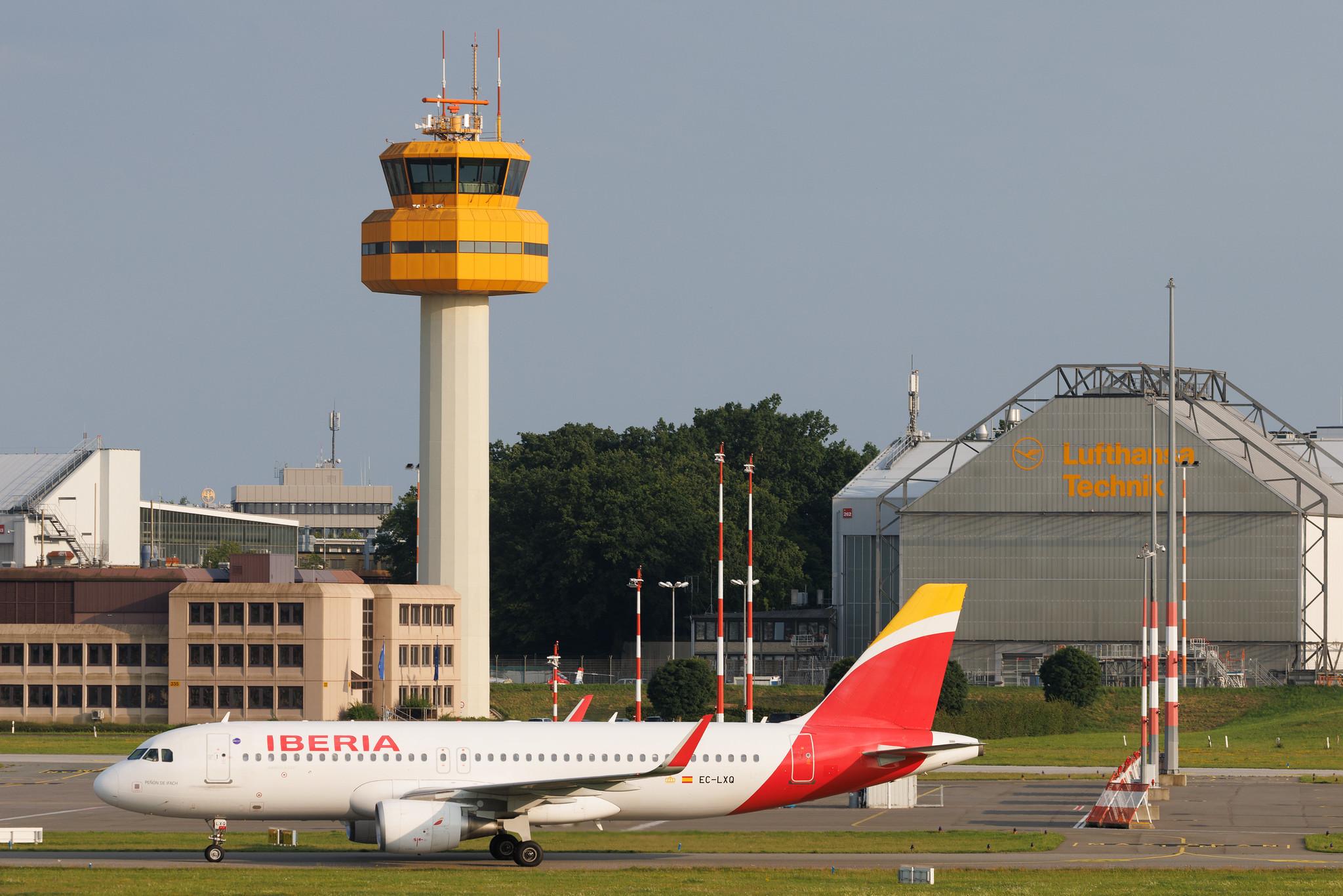 Hamburg Airport: Iberia (IB / IBE) | Airbus A320-216 A320 | EC-LXQ | MSN 5692