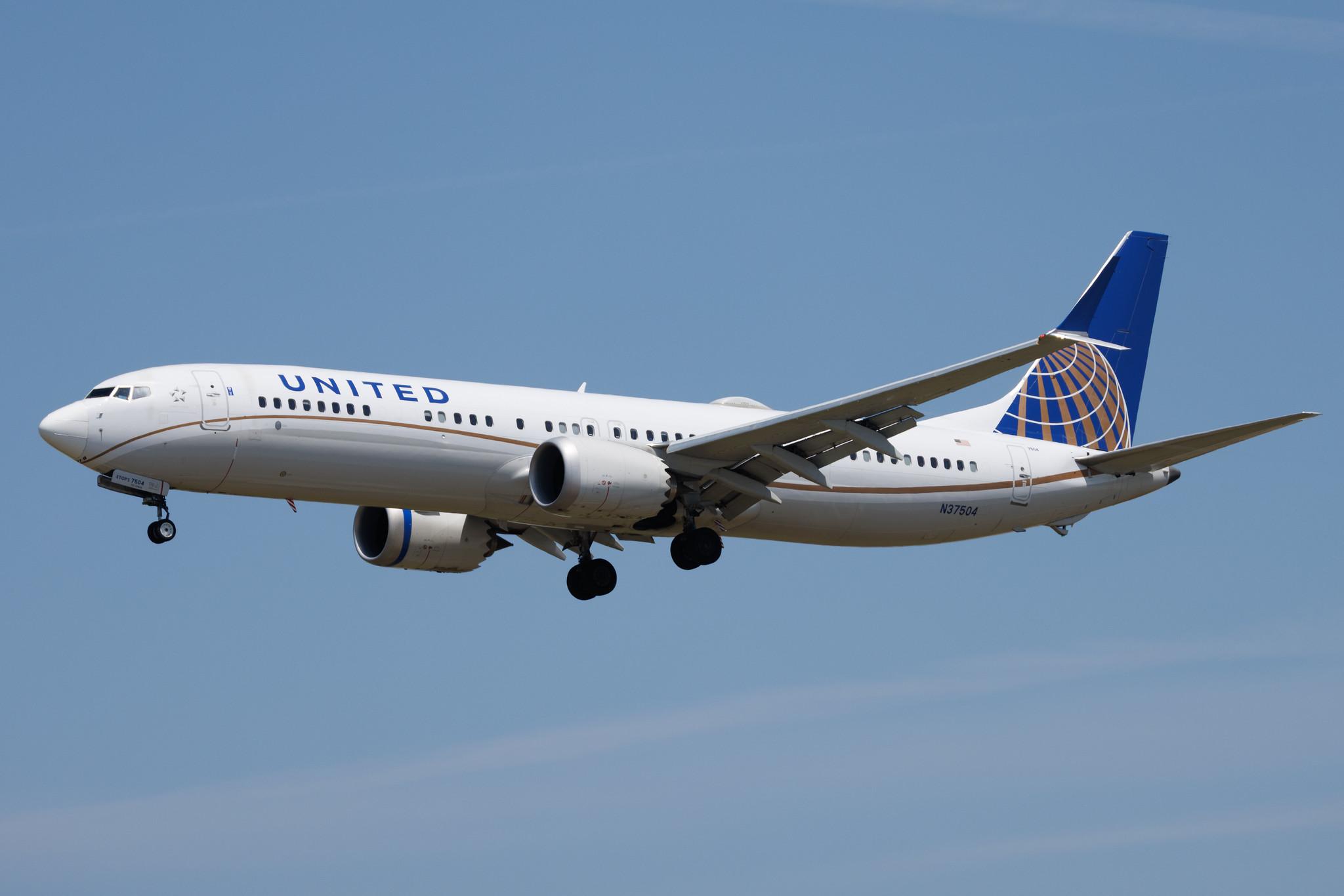 Los Angeles International Airport: United Airlines (UA / UAL) | Boeing 737 MAX 9 B39M | N37504 | MSN 43435