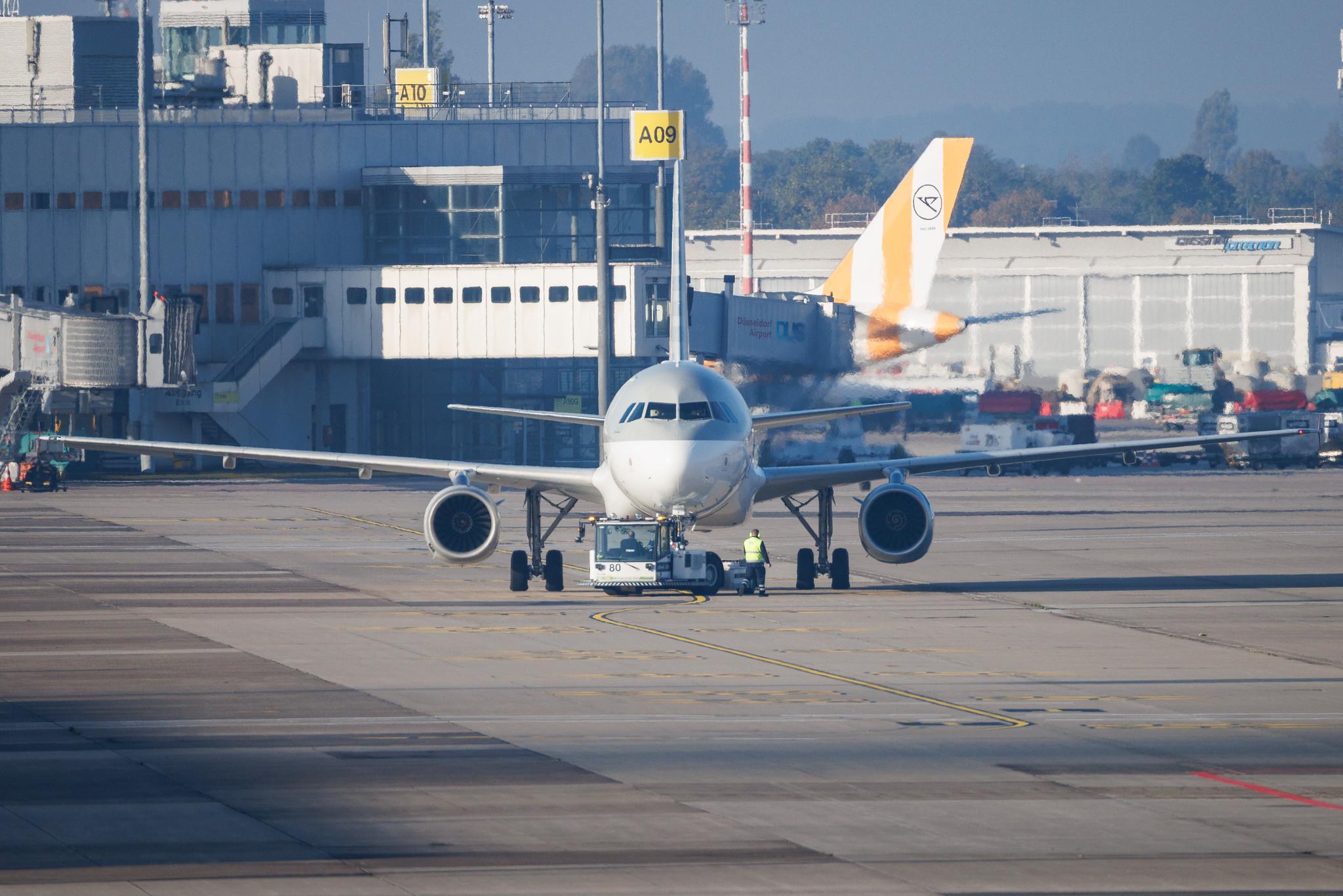 Düsseldorf Airport: Qatar Government (/ QAF) | Operator: Qatar - Amiri Flight | Airbus A320-232 A320 | A7-AAG | MSN 00927
