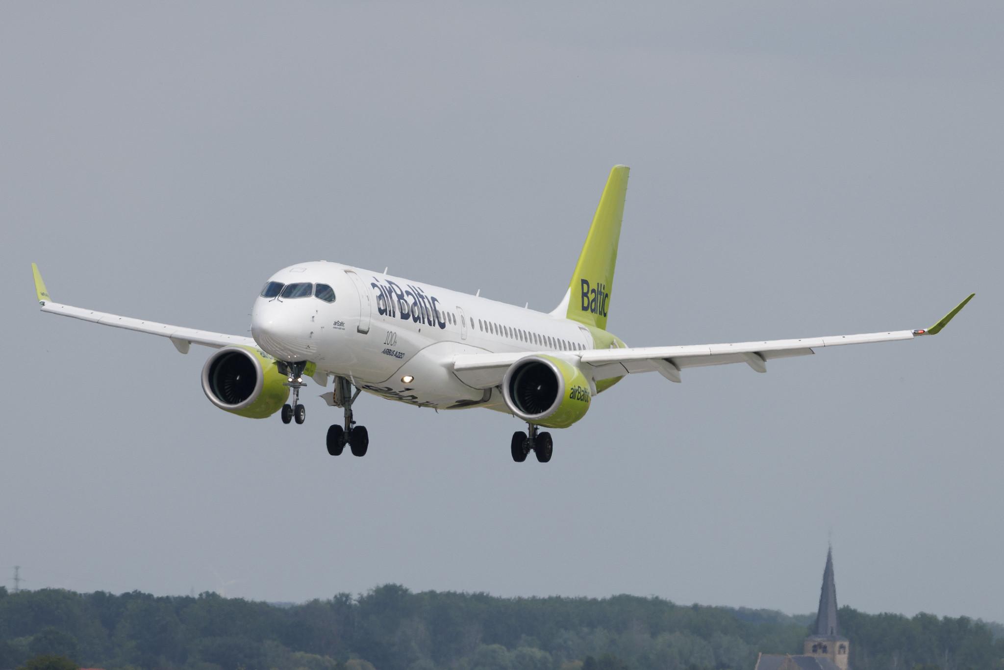 Brussels Airport: airBaltic (BT / BTI) | Livery: 100th Airbus A220 Sticker | Airbus A220-300 BCS3 | YL-AAU | MSN 55064