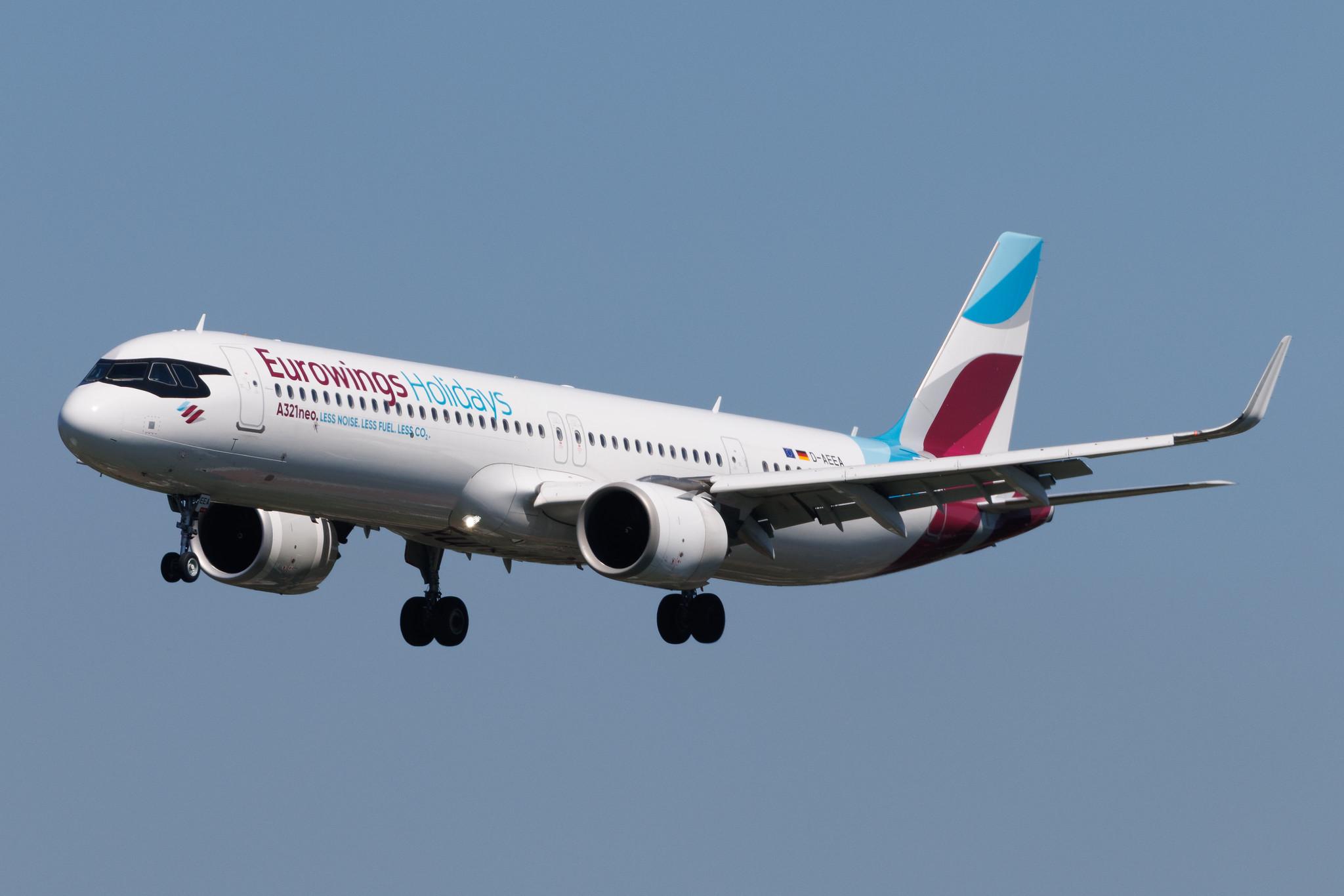 Hamburg Airport: Eurowings (EW / EWG) | Livery: Eurowings Holidays special colours | Airbus A321-251NX A21N | D-AEEA | MSN 11412